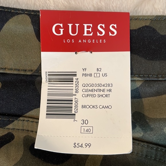 GUESS Short - Picture 5 of 5